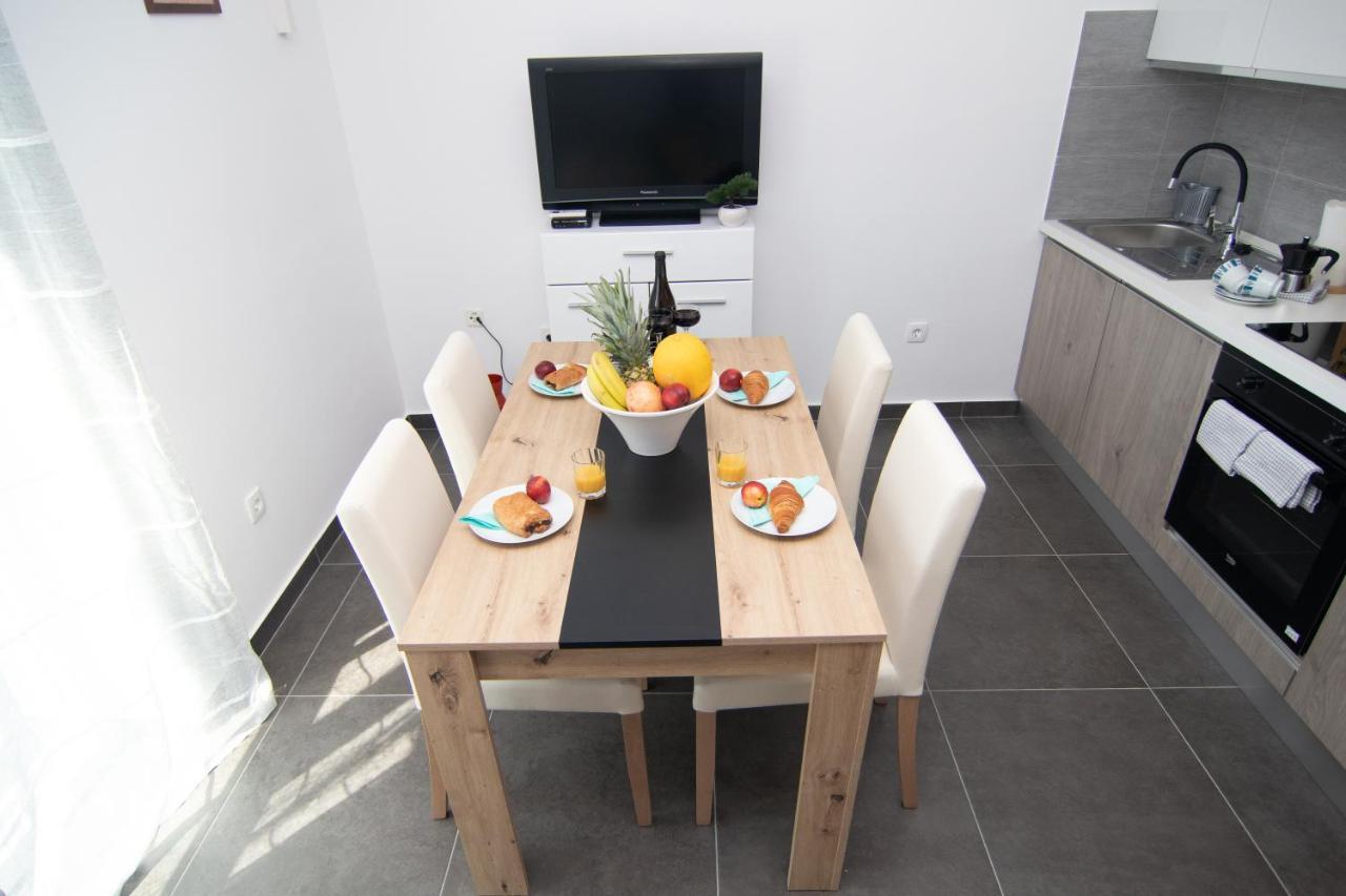 Valkane Beach Studio Apartment Pula Exterior foto