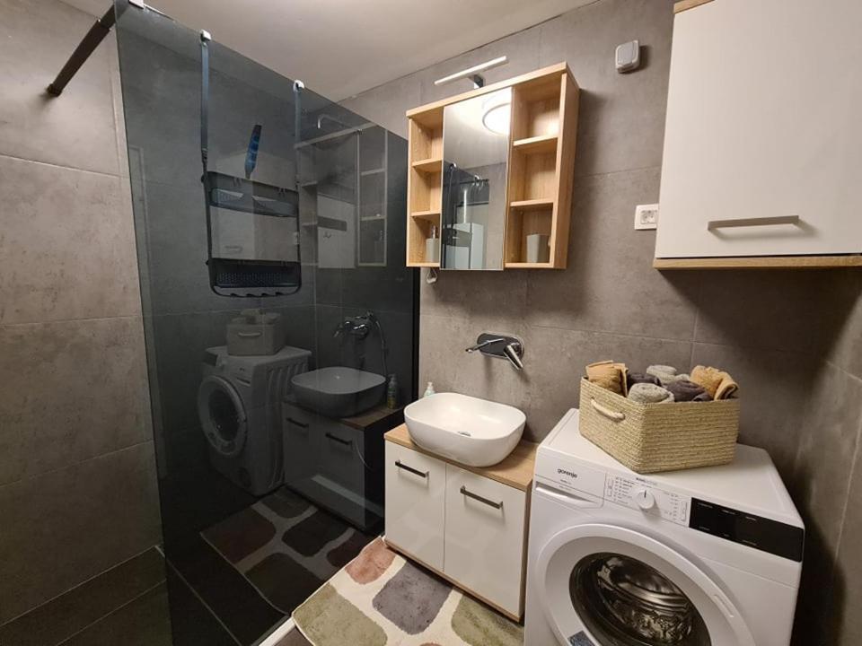 Valkane Beach Studio Apartment Pula Exterior foto