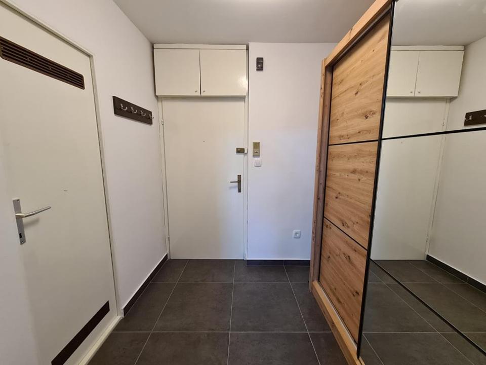 Valkane Beach Studio Apartment Pula Exterior foto